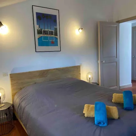 Apartment De Charme Au Coeur D'avignon *
